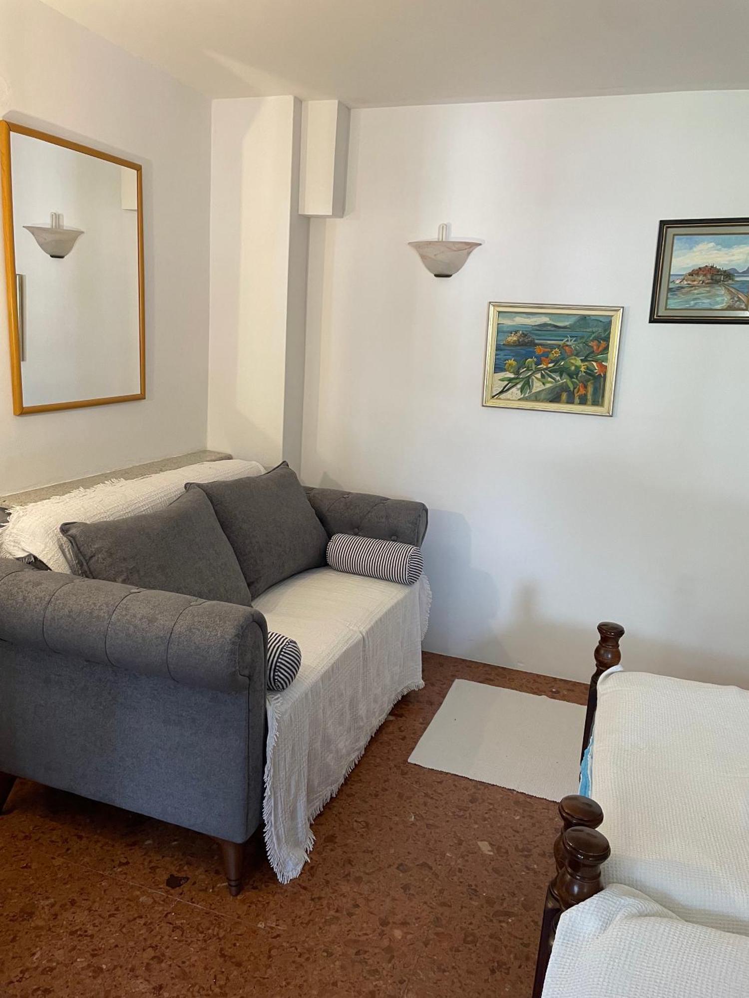 Apartments Sana Sveti Stefan Zimmer foto